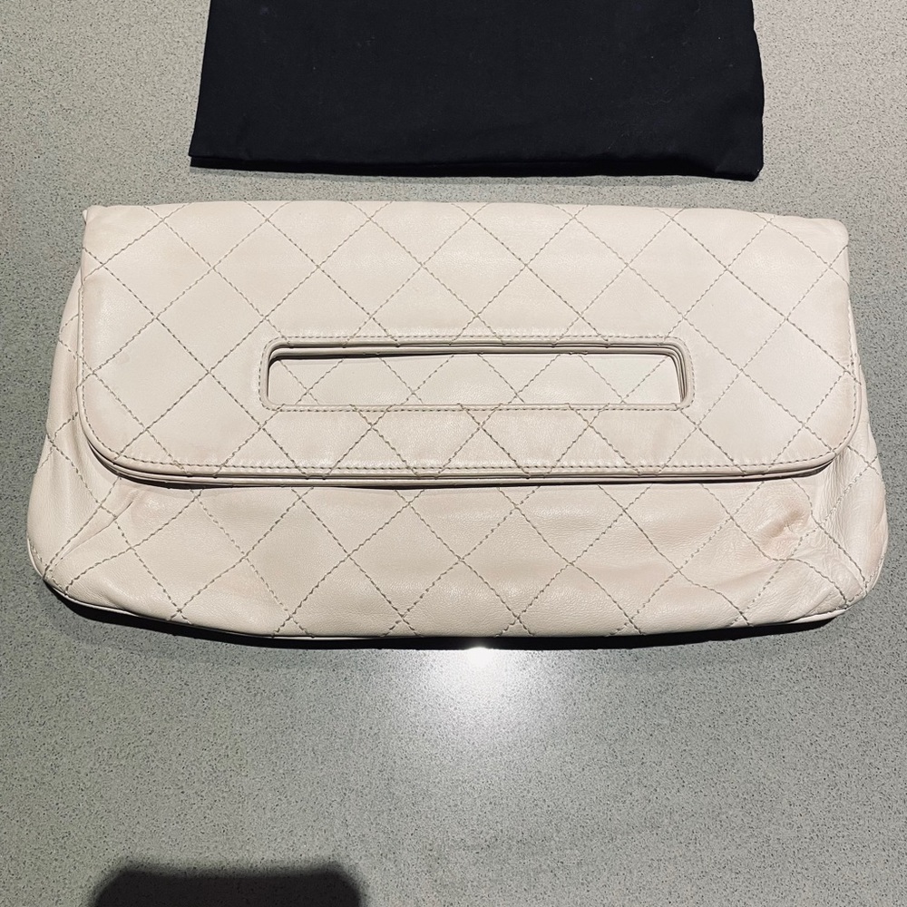 CHANEL Ivory Quilted Wristlet - Picture 8 of 12